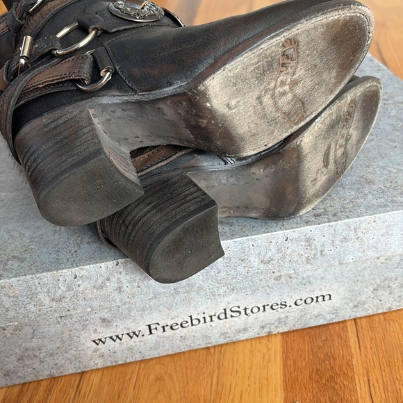 Freebird Casper 
Rare and retired design! - Picture 8 of 8